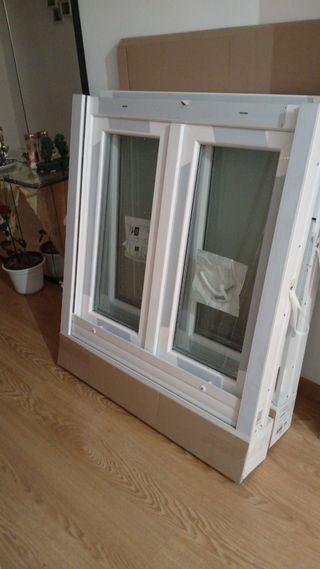 Ventana PVC Blanca Doble Hoja