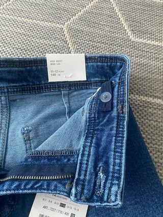 Pantalón vaquero niña Zara Talla 12, wide leg