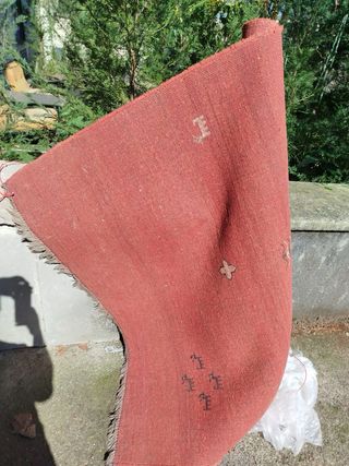 Alfombra de lana artesanal