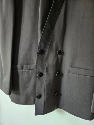 Traje de novio negro