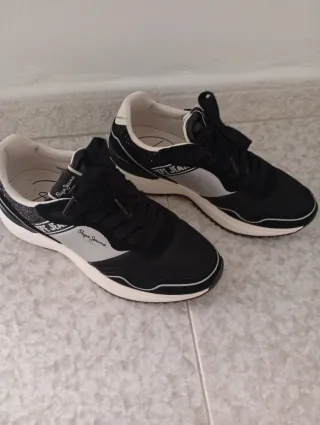Deportivos Pepe Jeans Negro y Plata