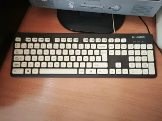 Ordenador de sobremesa MSI Negro/Plata