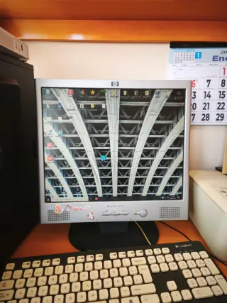 Ordenador de sobremesa MSI Negro/Plata