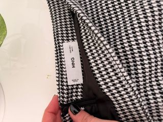 Falda Mango Cuadros Blanco y Negro