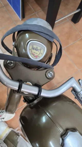 Mobilette SP-50 del año 1965.