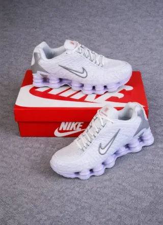 Nike shox TL blancas - Nuevas con caja