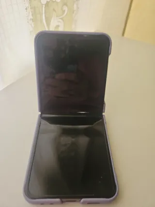 Samsung Galaxy Z Flip5