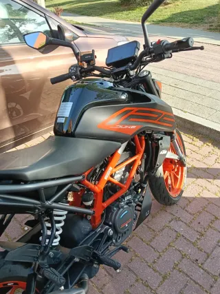 Moto KTM Duke 125
