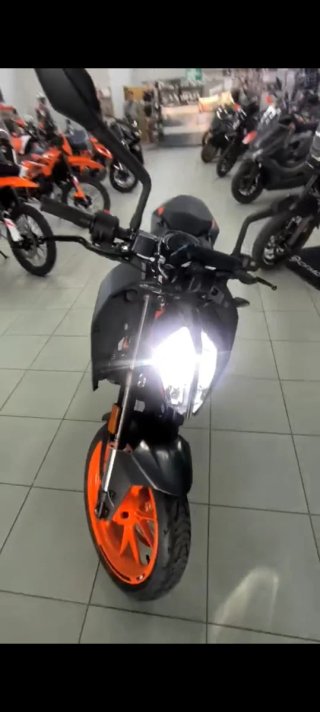 Moto KTM Duke 125