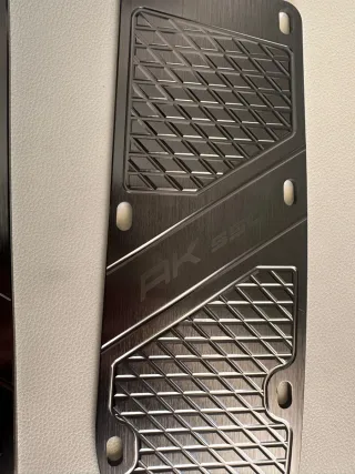 Reposapiés Aluminio Kymco AK 550