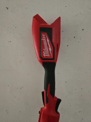 Desbrozadora Milwaukee a Batería M18 BLLT