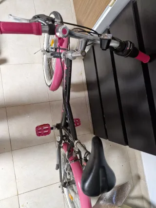 Bicicleta infantil BTWIN rosa