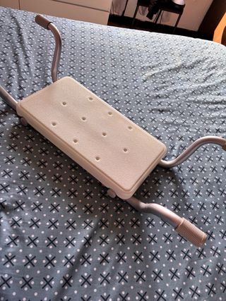 SILLA PARA BAÑERA PARA PERSONAS CON POCA MOBILIDAD