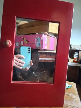 Mueble madera vintage con espejo