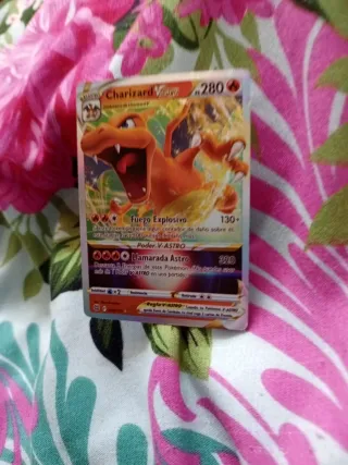 Carta Pokémon Charizard V ASTRO 280 HP