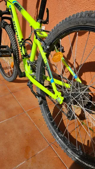 Bici Rockrider ST500 24