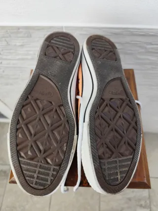 Deportivas Converse Naranja y Blanco