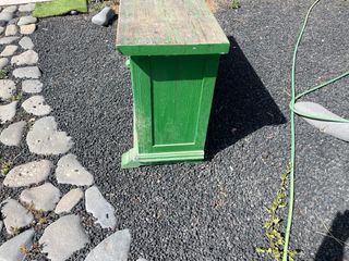 Mueble de madera para restaurar