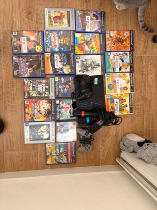 Consola PS2 + 16 Juegos + 2 Mandos