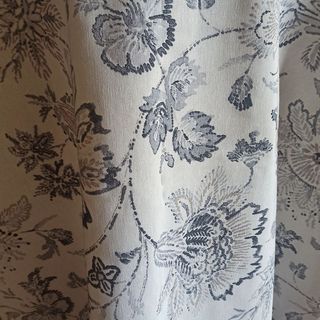 Falda, ropa camilla beige-gris estampado floral