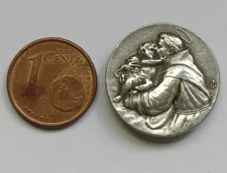 Antiguo cierre de misal o medalla siglo XIX