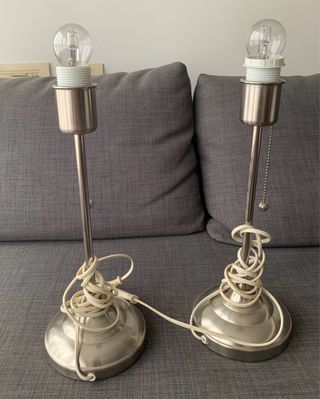 2 bases Lámparas de Mesa Metálicas Plateadas