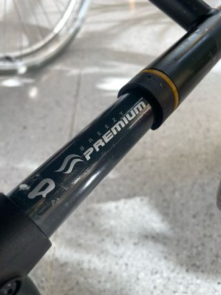 Silla ruedas plegable de acero + cojin antiescaras