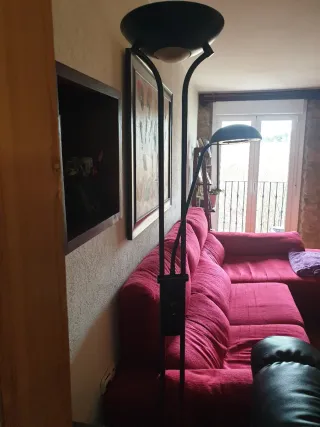 Lámpara de pie con bombillas incluidas