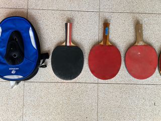 Lote 5 raquetas ping pong y funda