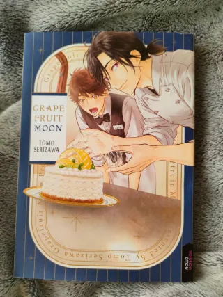 Grapefruit Moon