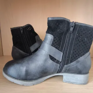 Botines grises talla 38