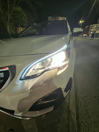 Faro Izquierdo Peugeot 3008 2019.2020
