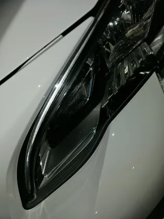 Faro Izquierdo Peugeot 3008 2019.2020