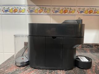Cafetera Nespresso Vertuo Pop Negra