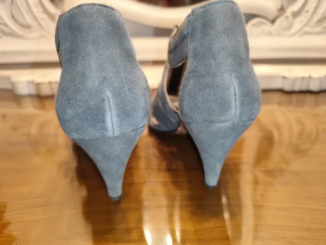 Zapatos Bimba y Lola Gris