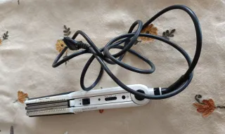 Plancha de pelo Pro Styler cerámica titanio