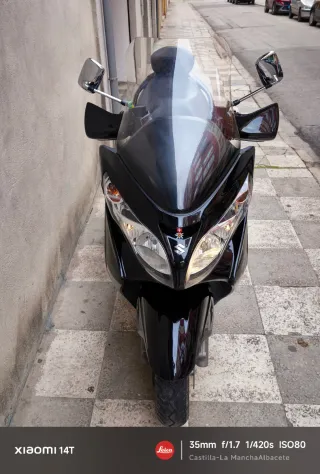 Suzuki Burgman AN400Z Limited