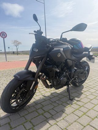 Yamaha MT-07 2025 Negra