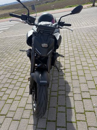 Yamaha MT-07 2025 Negra