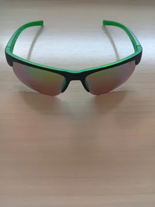 Gafas de sol infantiles verdes