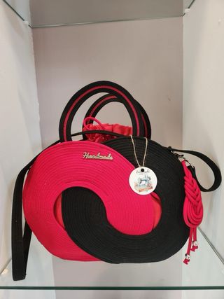 Bolso de cuerda hecho a mano