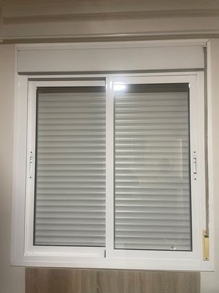 Ventana corredera aluminio blanco