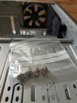 Gabinete ANTEC de ordenador