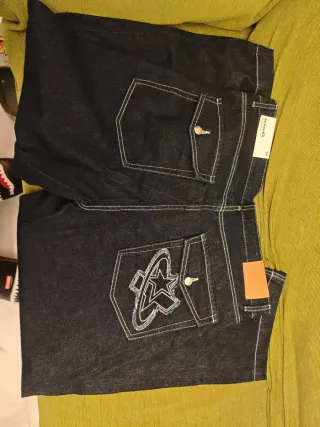 Pantalones vaqueros Bershka talla M
