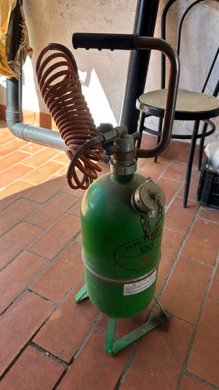 Equipo autonomo de limpieza