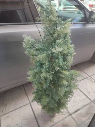 Pino artificial decorativo