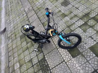 Bicicleta Infantil BTWIN 16 con ruedines