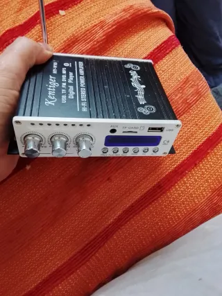 Amplificador Estéreo Hi-Fi Kentiger HY-V100