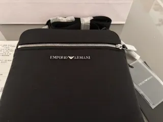 Bandolera Emporio Armani Negra