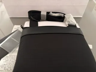 Bandolera Emporio Armani Negra